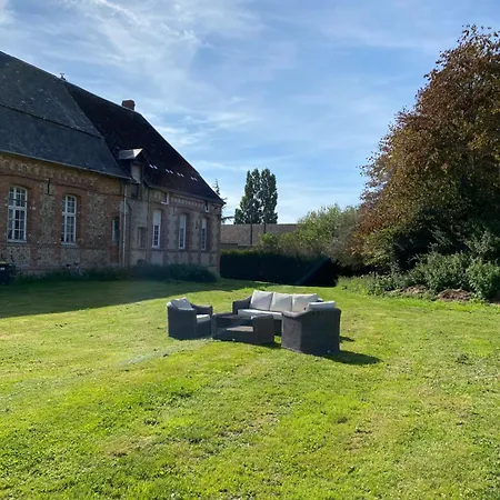 Grandes Molaises Semesterbostad *