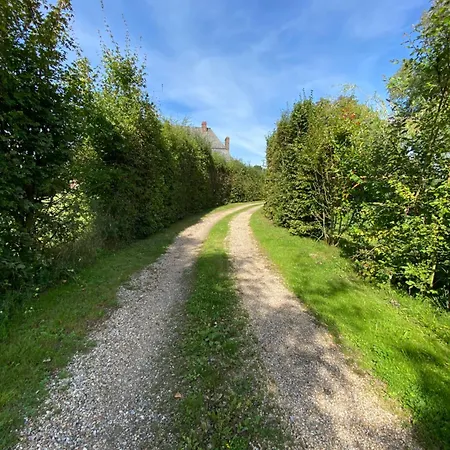 Grandes Molaises Semesterbostad Les Hogues